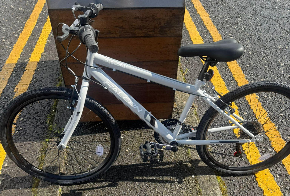Falcon Cyclone 24 Junior Bike